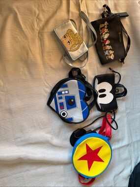 ✨ Disney Character Crossbody Bag Bundle – 5 Bags ✨